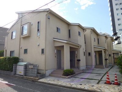 Other common areas. Convenient garbage yard