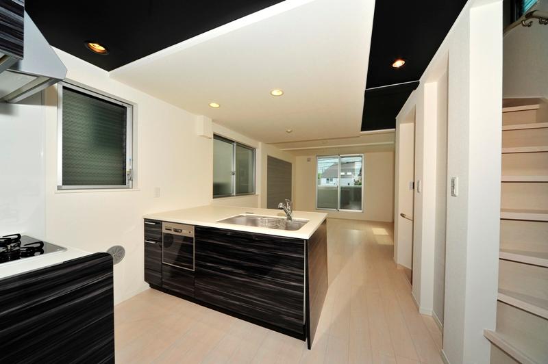 Other Equipment. They are summarized in chic toned black.