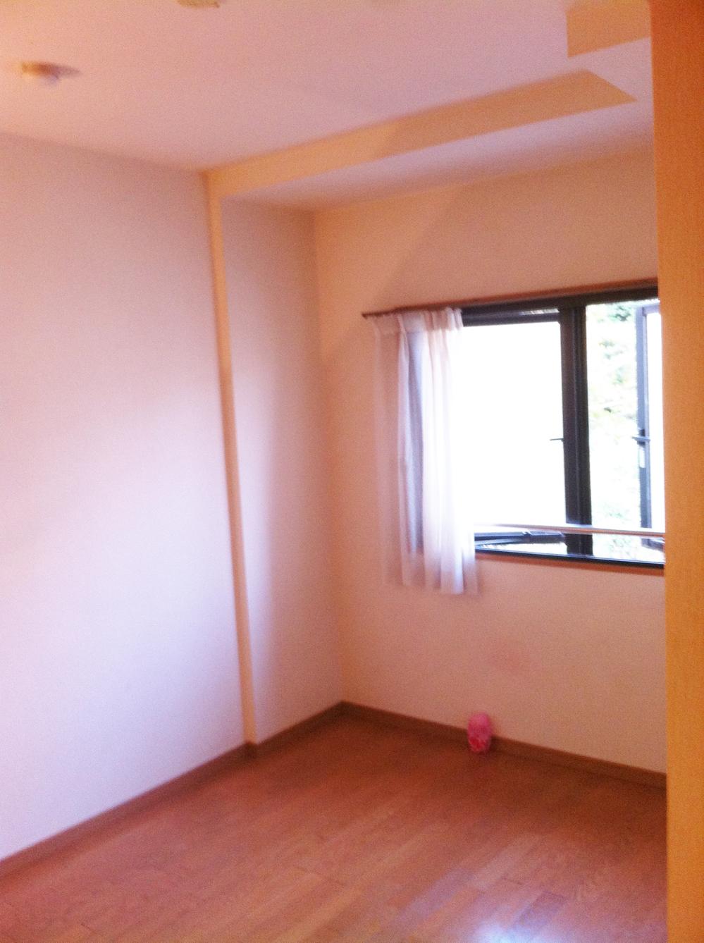 Non-living room. Indoor 2013 / 11 shooting