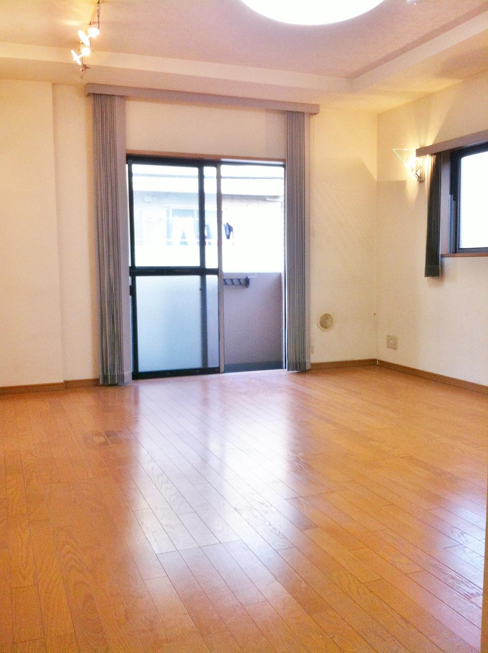 Living. Indoor 2013 / 11 shooting