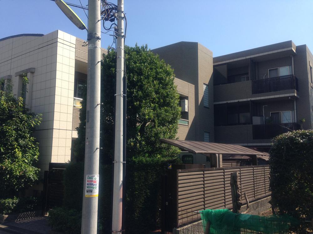 Local appearance photo. Local (11 May 2013) Shooting