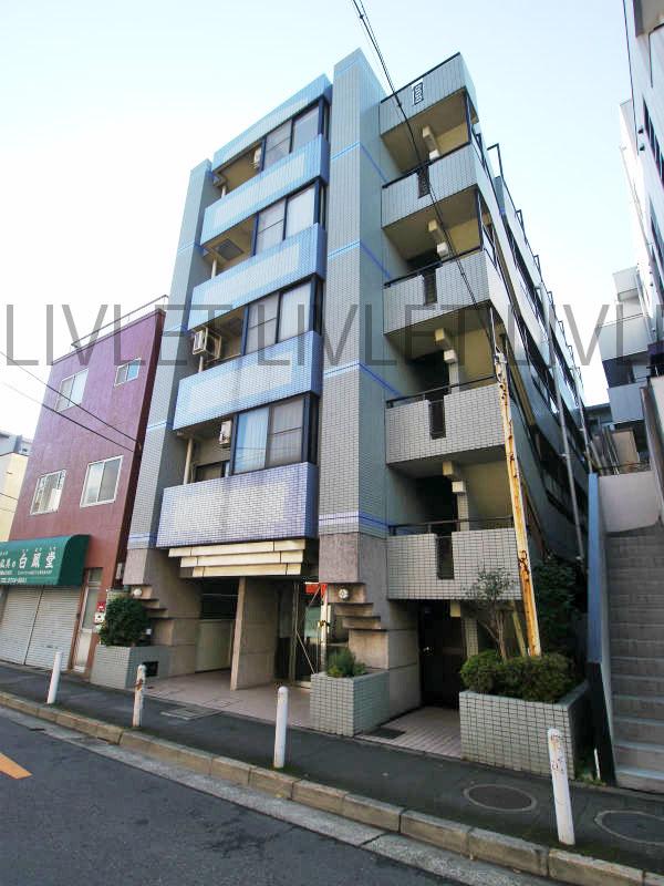 Local appearance photo. Local (11 May 2013) Shooting