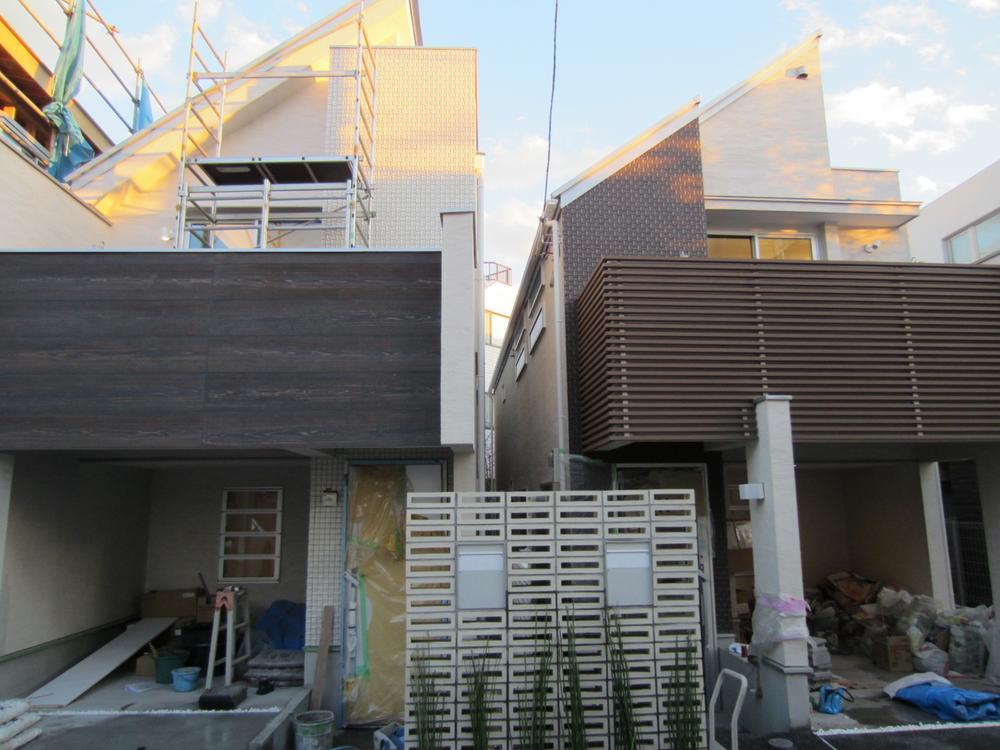 Local appearance photo. Local (12 May 2013) Shooting