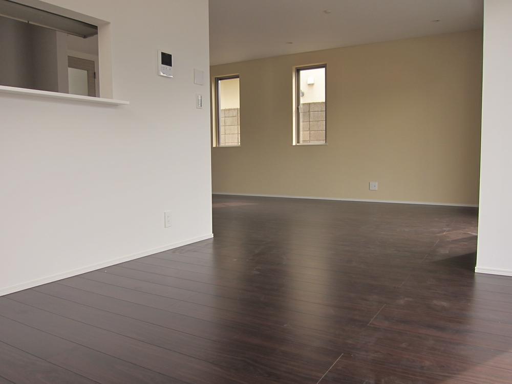 Living. Indoor (11 May 2013) Shooting