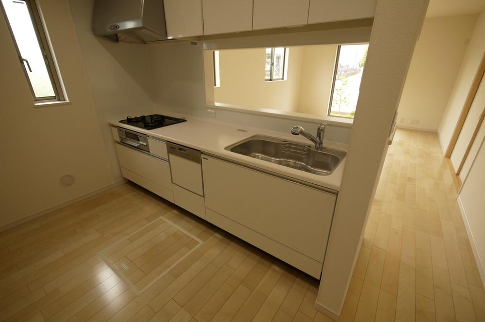 Same specifications photo (kitchen). Same specifications