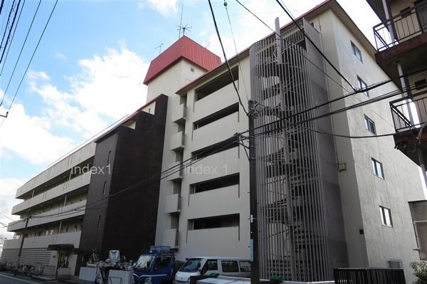 Local appearance photo. H13.7 large-scale repair work already