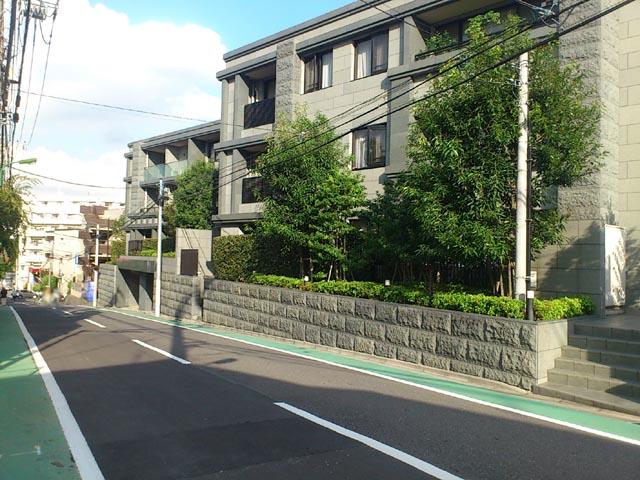 Local appearance photo