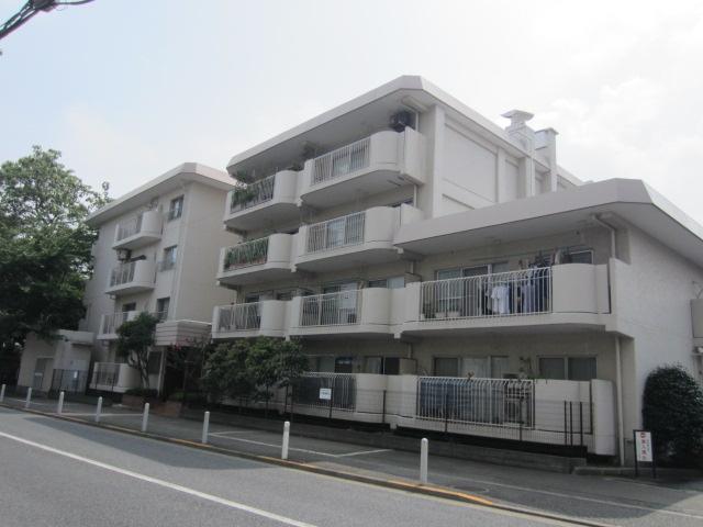 Local appearance photo. Appearance (12 May 2013) Shooting