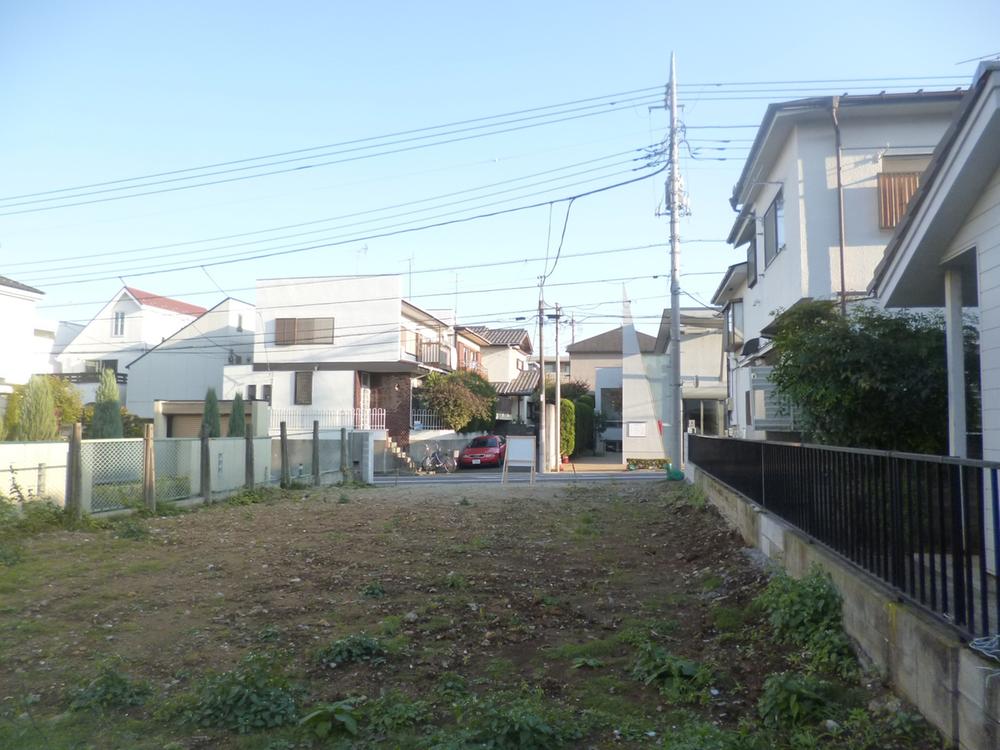 Local land photo. Local (11 May 2013) Shooting 68 square meters more than is flat land.