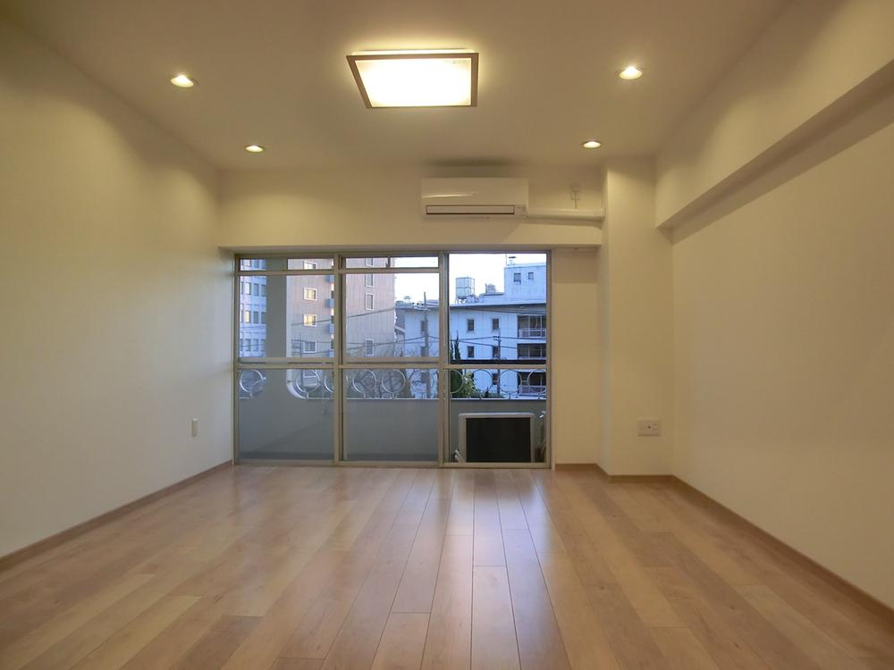 Living. living ・ Dining (12 May 2013) Shooting