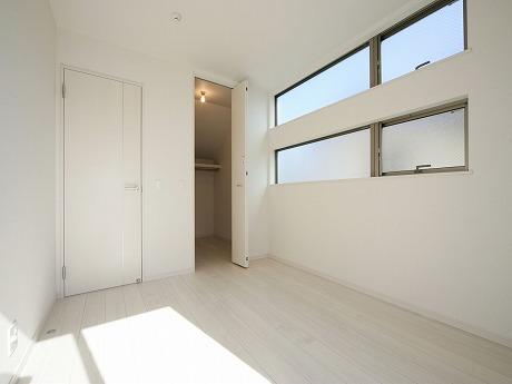 Non-living room. Enforcement example photo