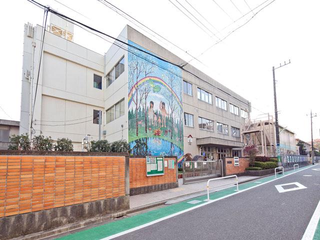 Primary school. 737m to Setagaya Ward Chitosedai Elementary School