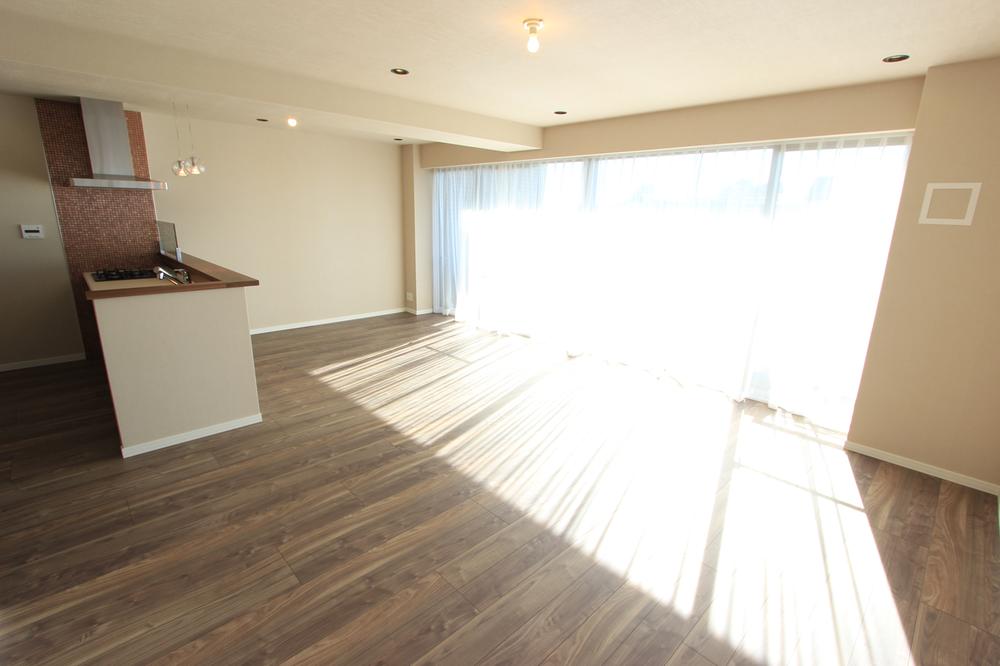 Living. Yang hit good LDK