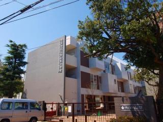 Primary school. Karasuyamakita 700m up to elementary school