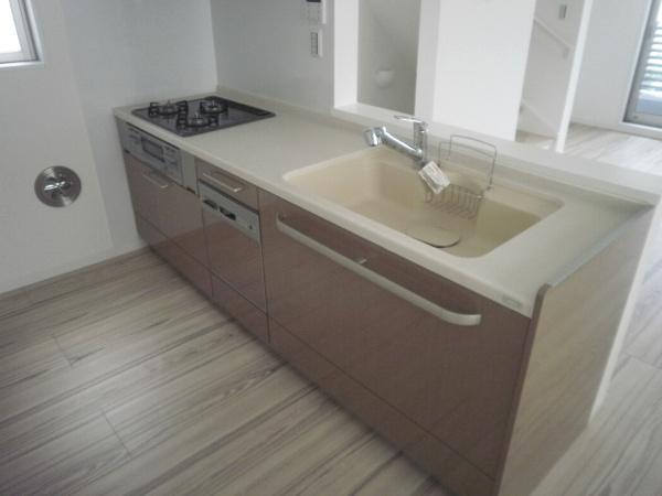 Kitchen. Indoor (June 2013) Shooting