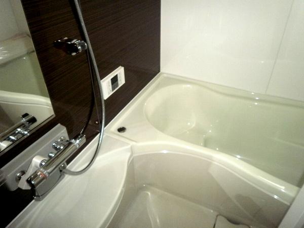 Bathroom. Indoor (June 2013) Shooting