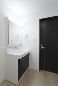 Wash basin, toilet. Example of construction