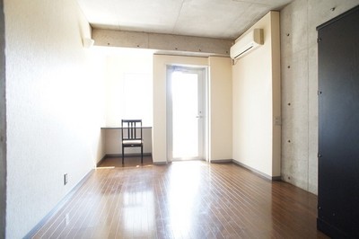 Living and room. Sunny bright rooms ☆ 