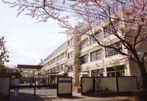 Primary school. 647m to Setagaya Ward Yoga Elementary School