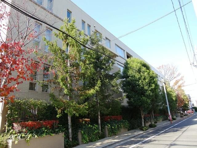 Local appearance photo