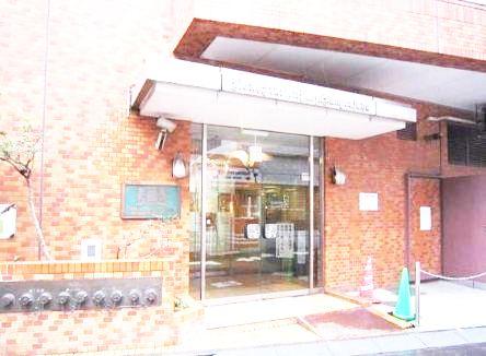 Entrance. Already full renovation. Good per sun per 9 floor.