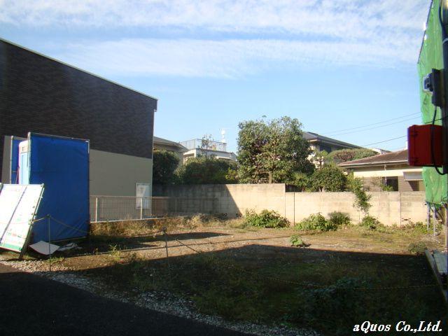 Local appearance photo. Local (11 May 2013) Shooting