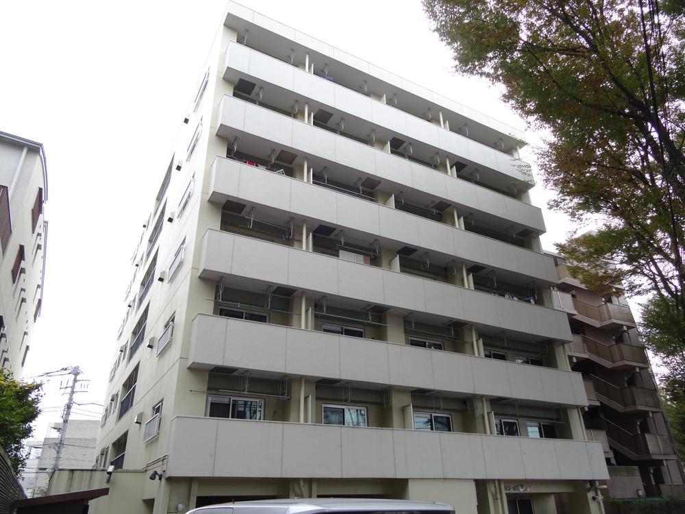 Local appearance photo. Local (11 May 2013) Shooting Exterior entrance side