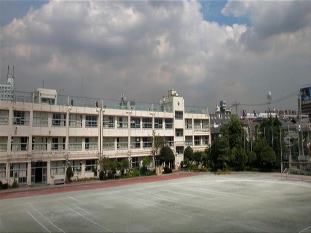 Primary school. 921m to Setagaya Ward Matsuzawa Elementary School