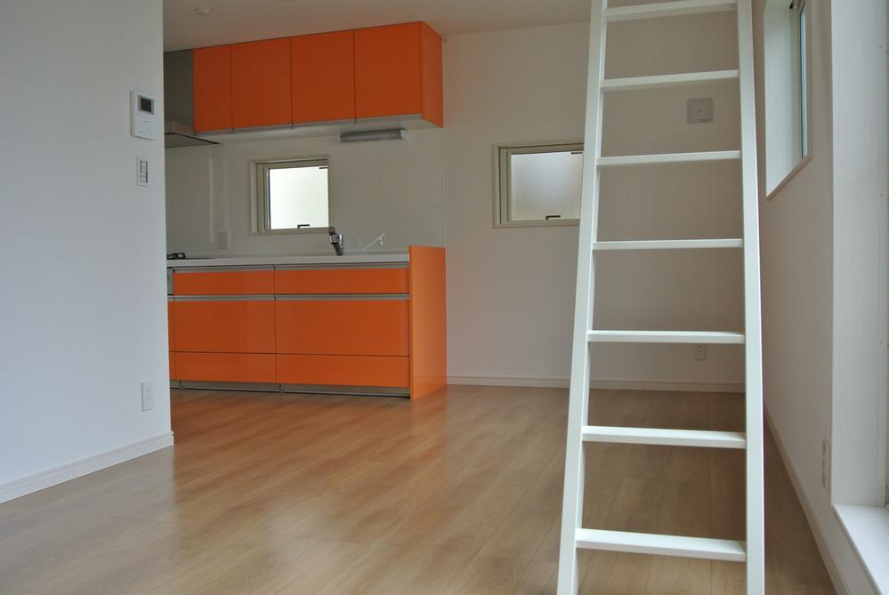 Living. Local (July 2013) Shooting