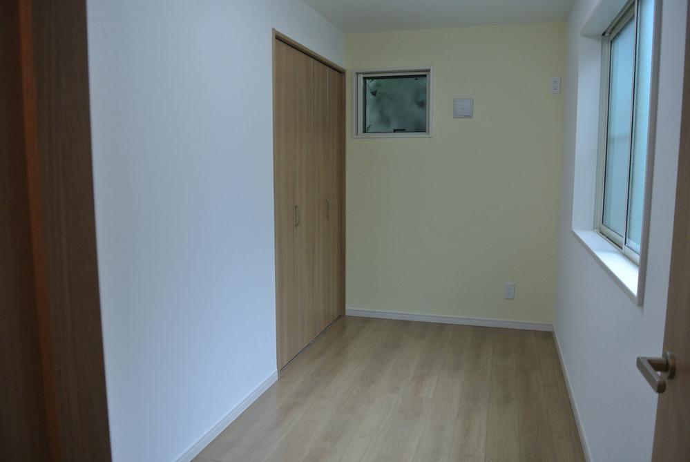 Non-living room. Local (July 2013) Shooting