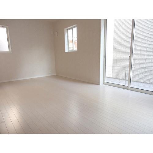 Living. Indoor (12 May 2013) Shooting