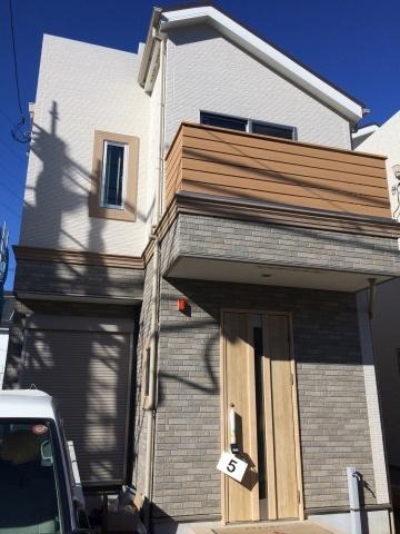 Local appearance photo