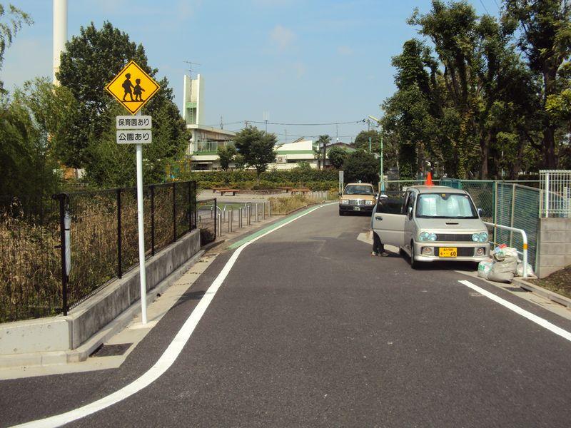 Local photos, including front road. South road