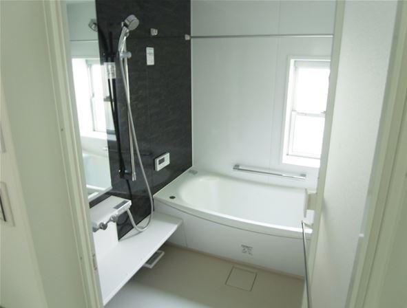 Bathroom. B Building bathroom