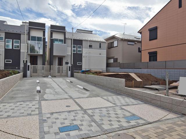 Local appearance photo. Where also probably the same I "ready-built house? , Completely different. LDK of 26 pledge to spiral staircase, In addition roof balcony of the more put out plastic pool. Have you ever been in such a ready-built house visit? .