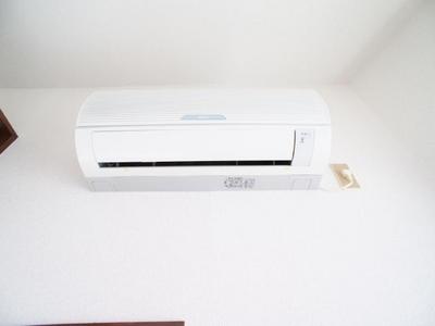 Other Equipment. A single air conditioning installation completed ☆