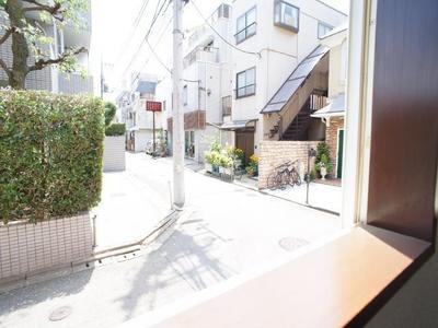 View. Is a quiet environment in a quiet residential area ☆