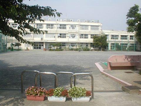 Primary school. Municipal University of Tokyo 441m to the original elementary school