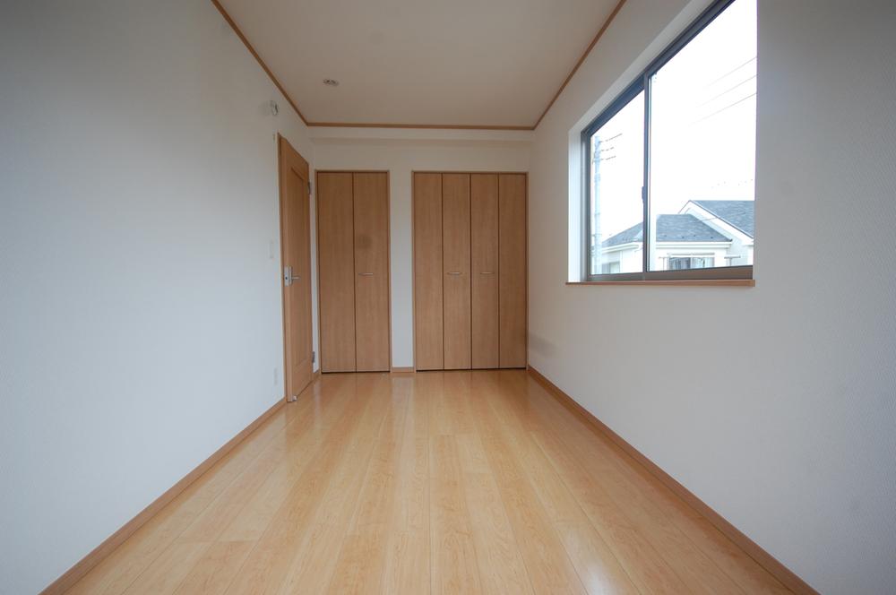 Same specifications photos (Other introspection)