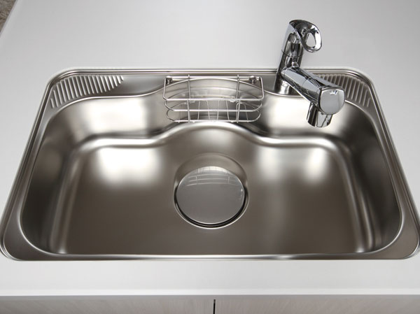 Kitchen.  [Quiet sink] Adopt the silent type to mitigate such as water splashing sound. Washable well as wok, Wide-type with depth.