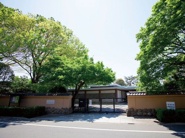 Surrounding environment. Gotoh Museum (14 mins ・ About 1120m)