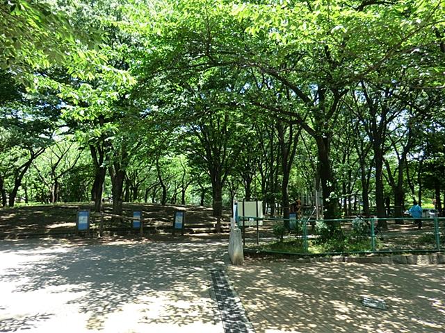 park. 1127m to Kibougaoka park
