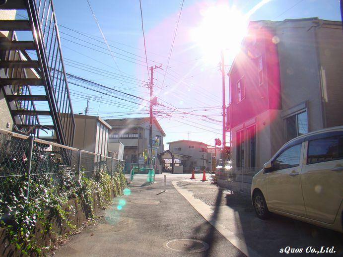 Local photos, including front road. Local (12 May 2013) Shooting