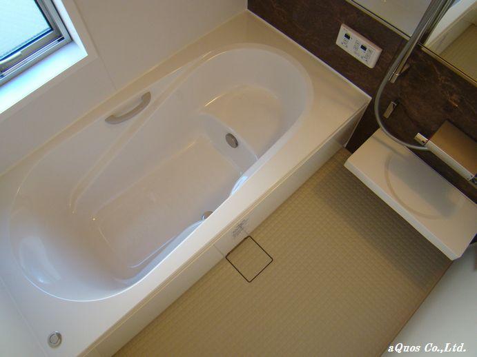 Bathroom. Indoor (12 May 2013) Shooting