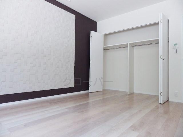 Receipt. Western style room closet