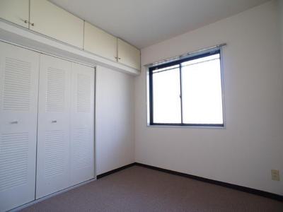Other room space. Because storage is, You can use the room spacious!