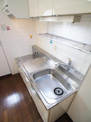 Kitchen. Gas stove can be installed ☆