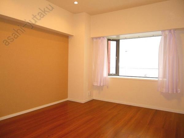 Non-living room