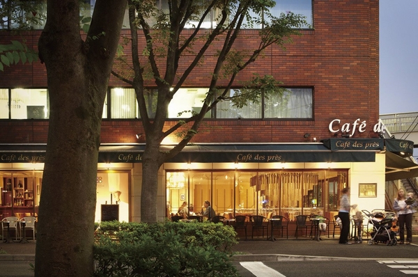 Cafe des pres / About 1180m