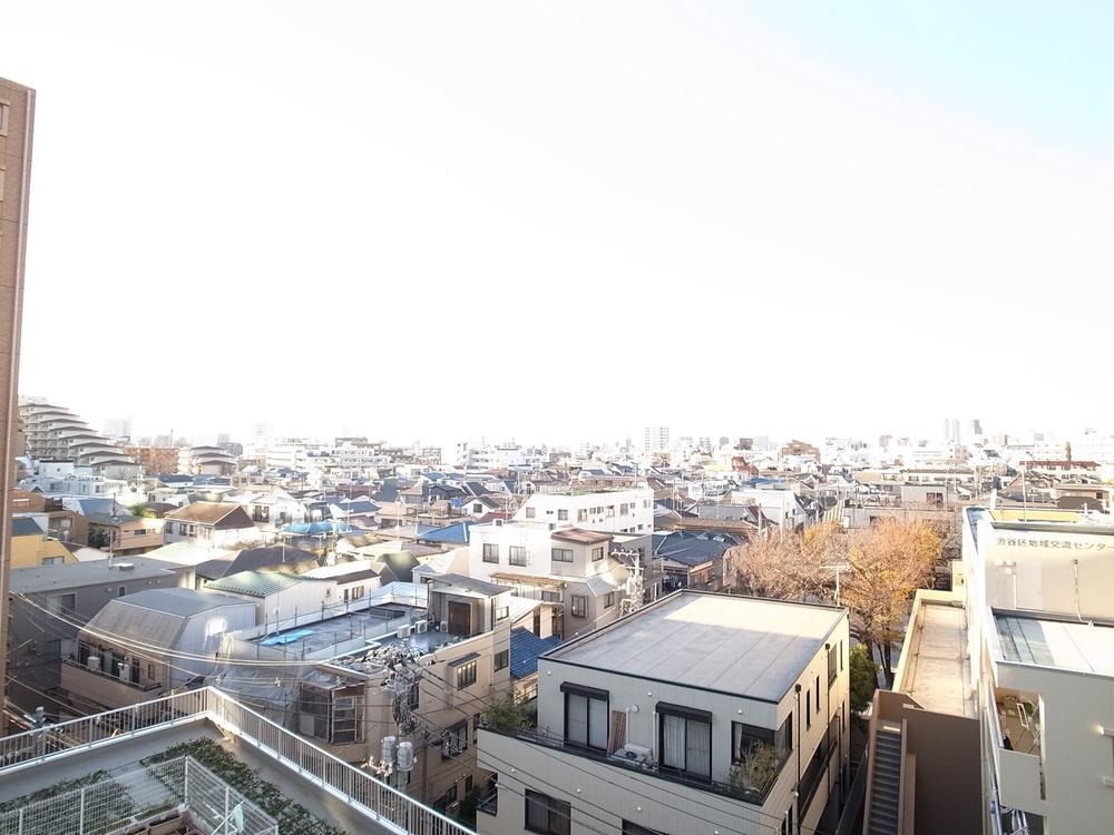 View photos from the dwelling unit. View from the site (December 2013) Shooting